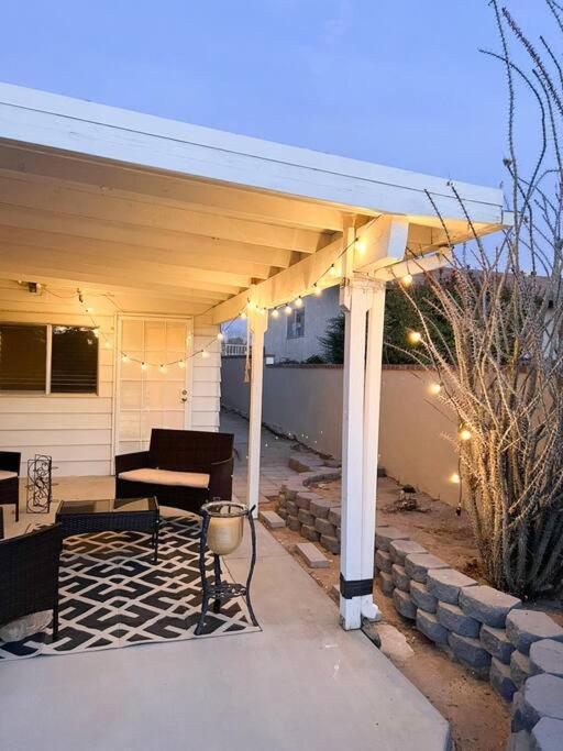 Joshua Tree National Park - Cozy Palms Getaway Apartment Twentynine Palms Ngoại thất bức ảnh