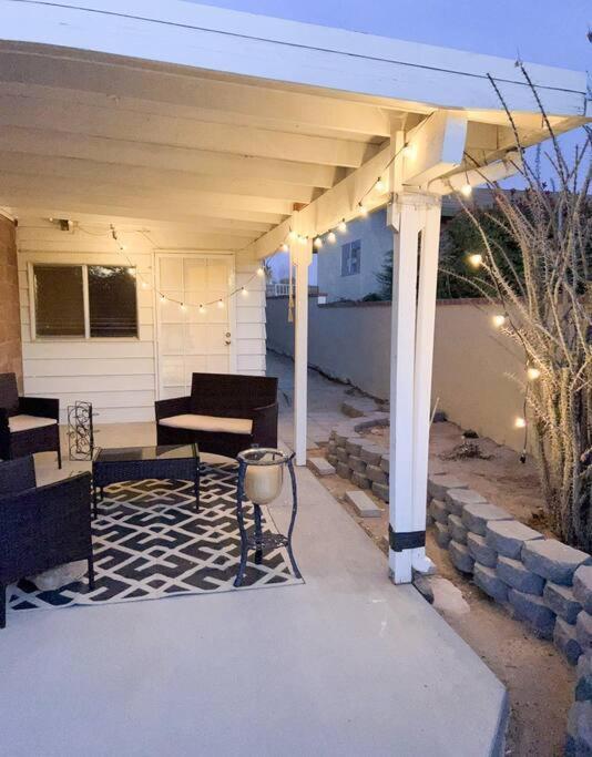 Joshua Tree National Park - Cozy Palms Getaway Apartment Twentynine Palms Ngoại thất bức ảnh