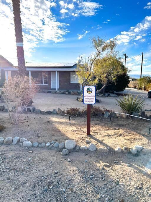 Joshua Tree National Park - Cozy Palms Getaway Apartment Twentynine Palms Ngoại thất bức ảnh